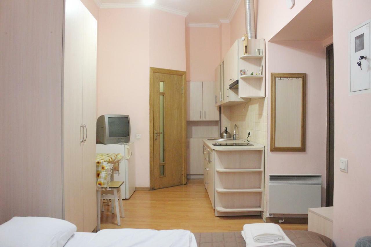 Квартира В Оренду По Вулиці Гавришкевича 10 Lviv Kültér fotó