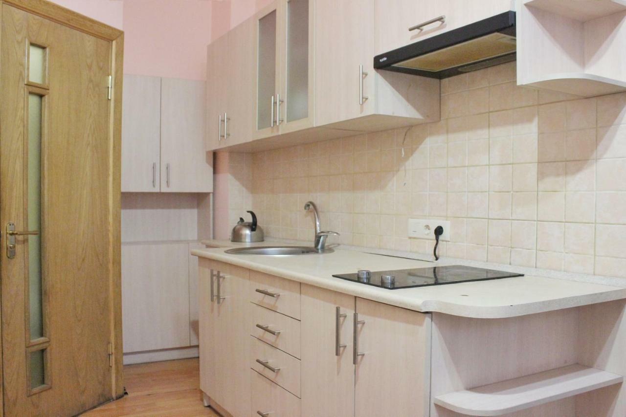 Квартира В Оренду По Вулиці Гавришкевича 10 Lviv Kültér fotó
